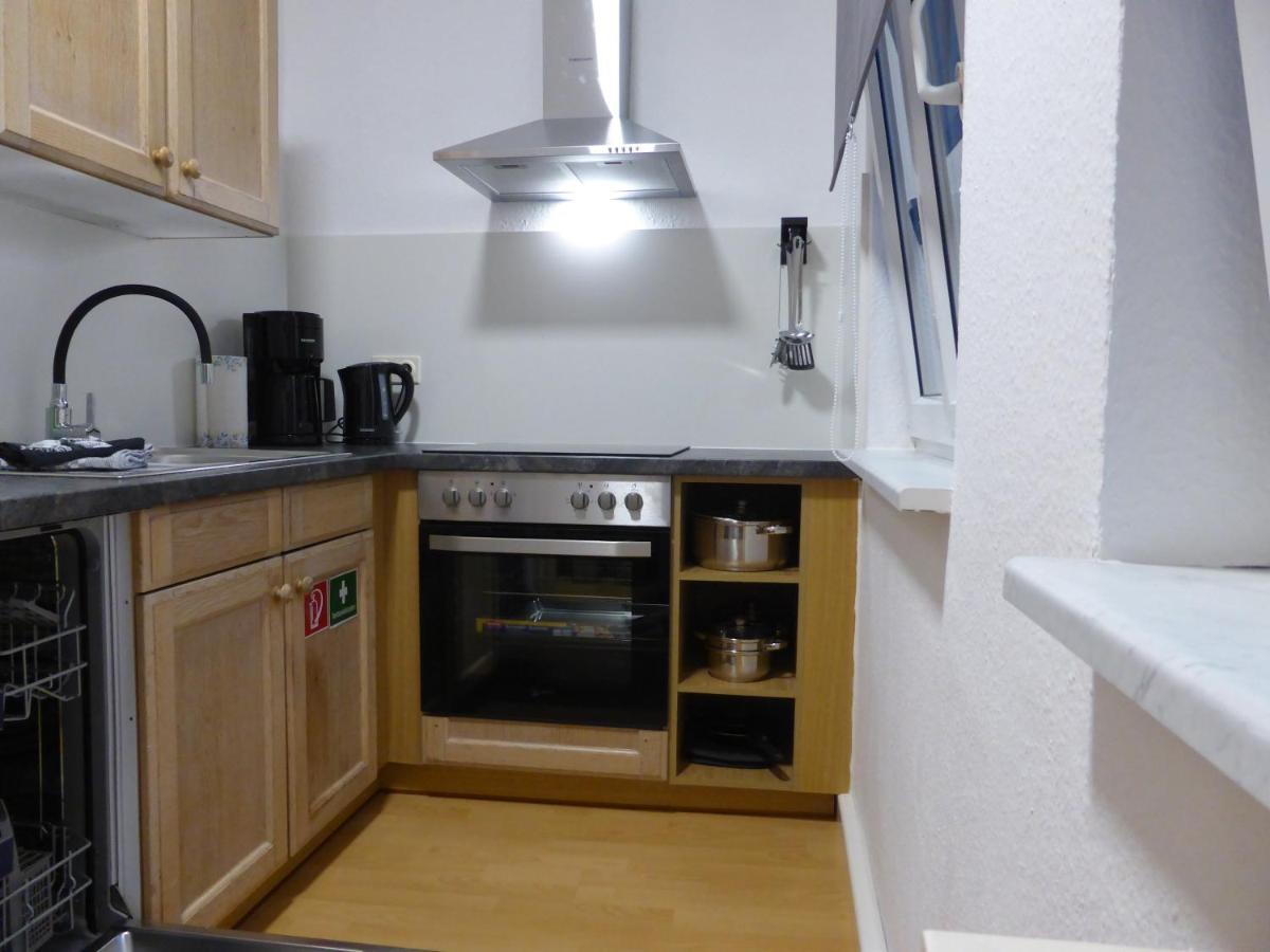 Apartment Napoleon, Naehe Zentrum, 2 Schlafzimmer, Grosser Balkon, Free Wifi ,Parken Йена Екстериор снимка