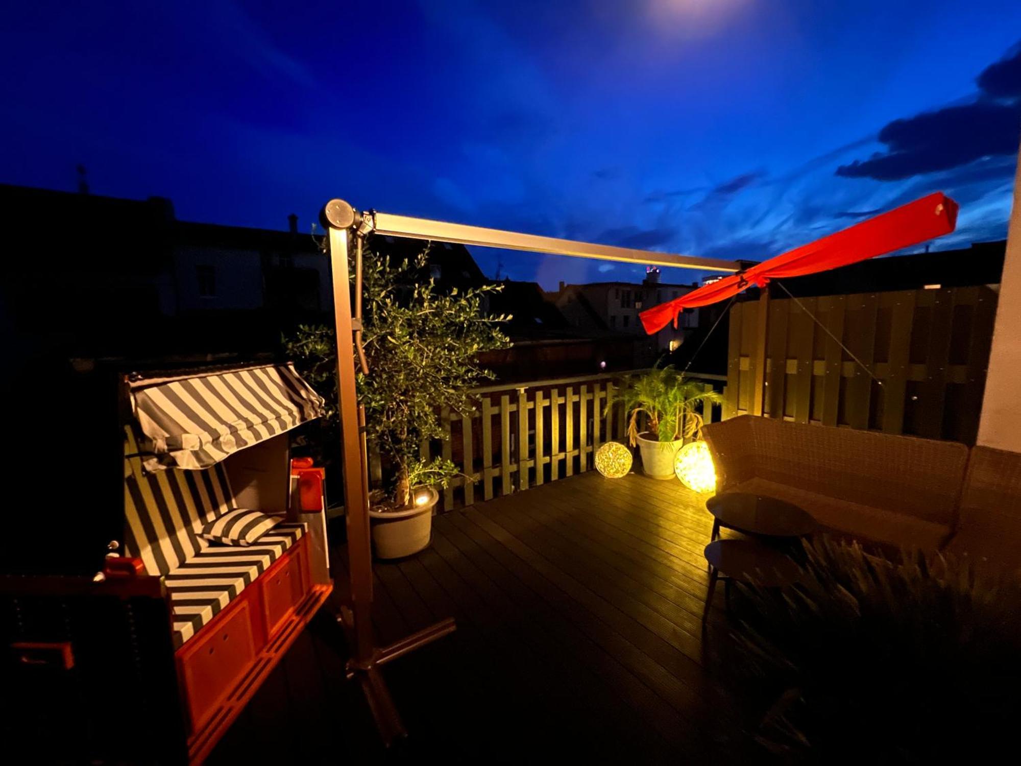 Apartment Napoleon, Naehe Zentrum, 2 Schlafzimmer, Grosser Balkon, Free Wifi ,Parken Йена Екстериор снимка