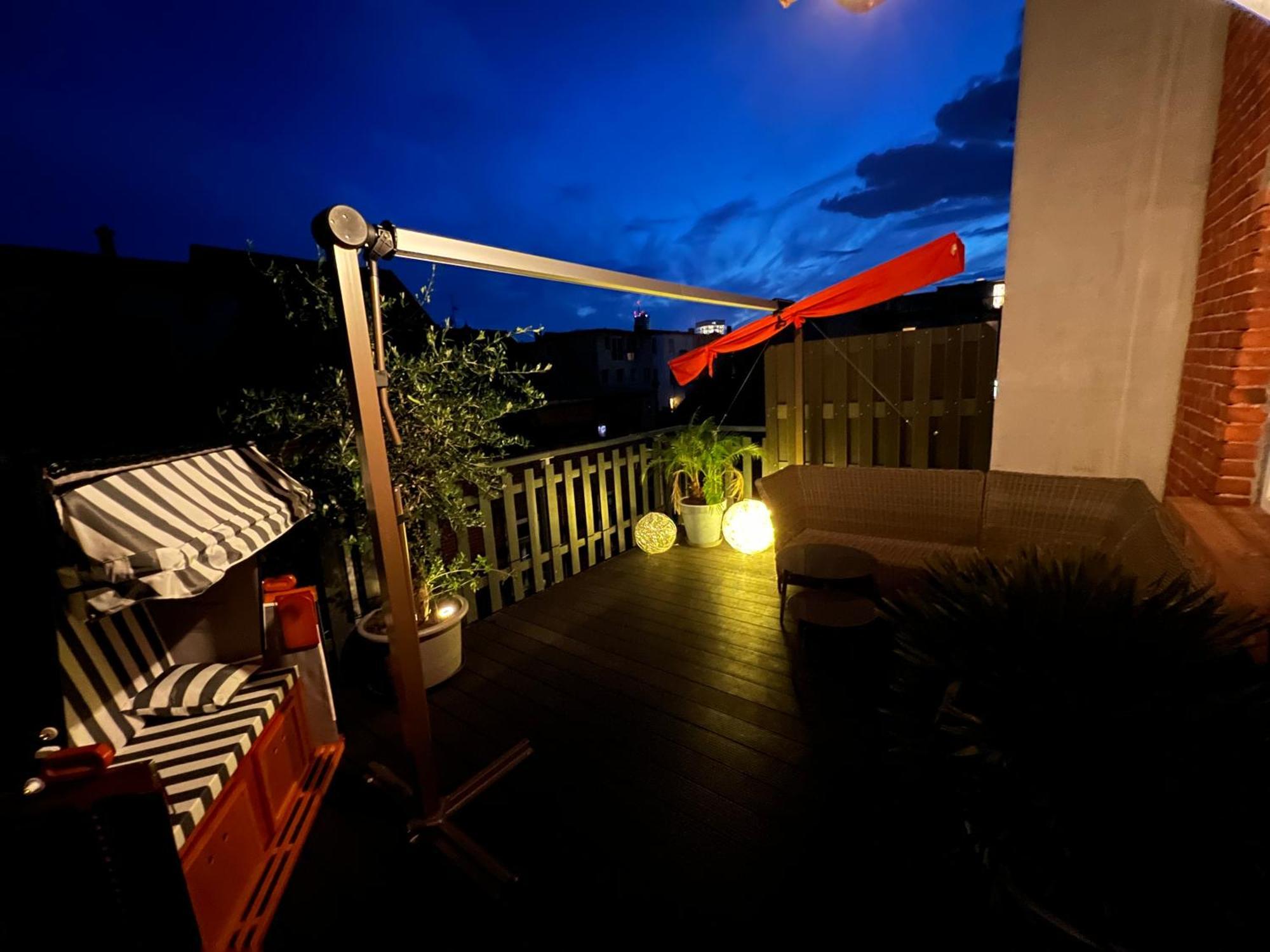 Apartment Napoleon, Naehe Zentrum, 2 Schlafzimmer, Grosser Balkon, Free Wifi ,Parken Йена Екстериор снимка