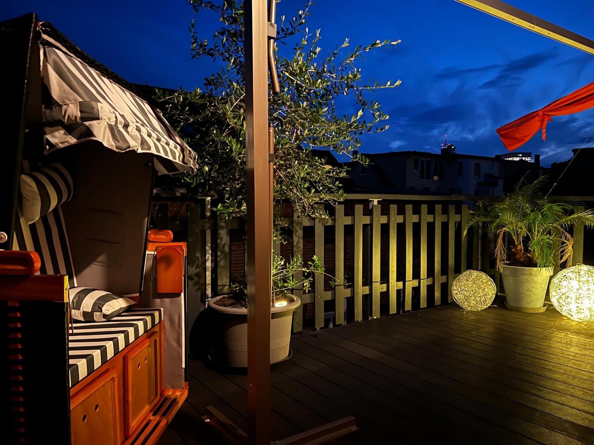 Apartment Napoleon, Naehe Zentrum, 2 Schlafzimmer, Grosser Balkon, Free Wifi ,Parken Йена Екстериор снимка